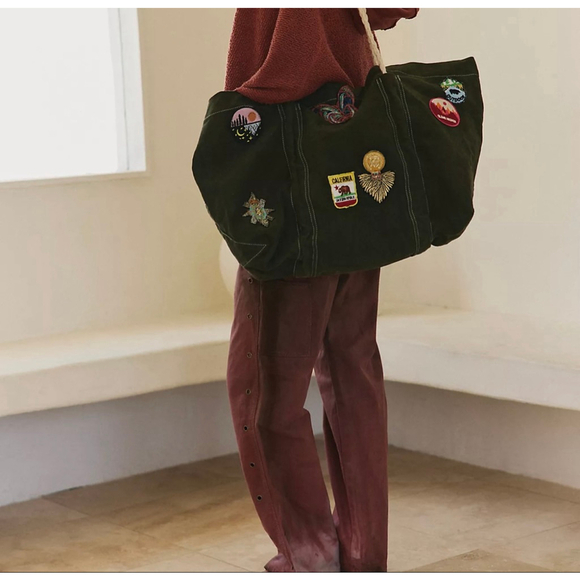 Free People Been There Badge Tote Bag NWT - Picture 1 of 8